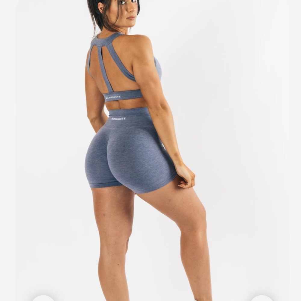 Alphalete amplify shorts